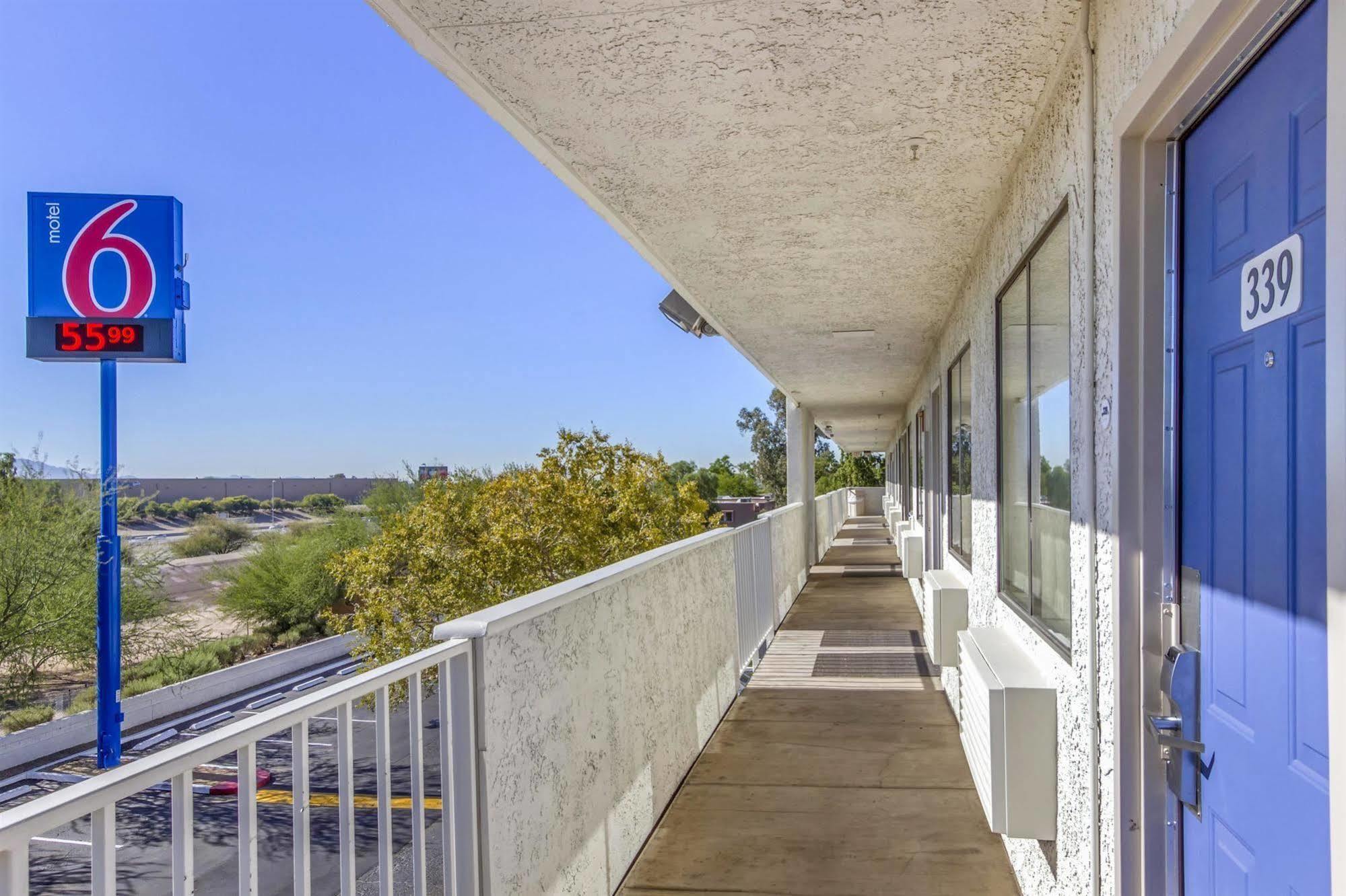 Motel 6-Phoenix, Az - West Exterior photo