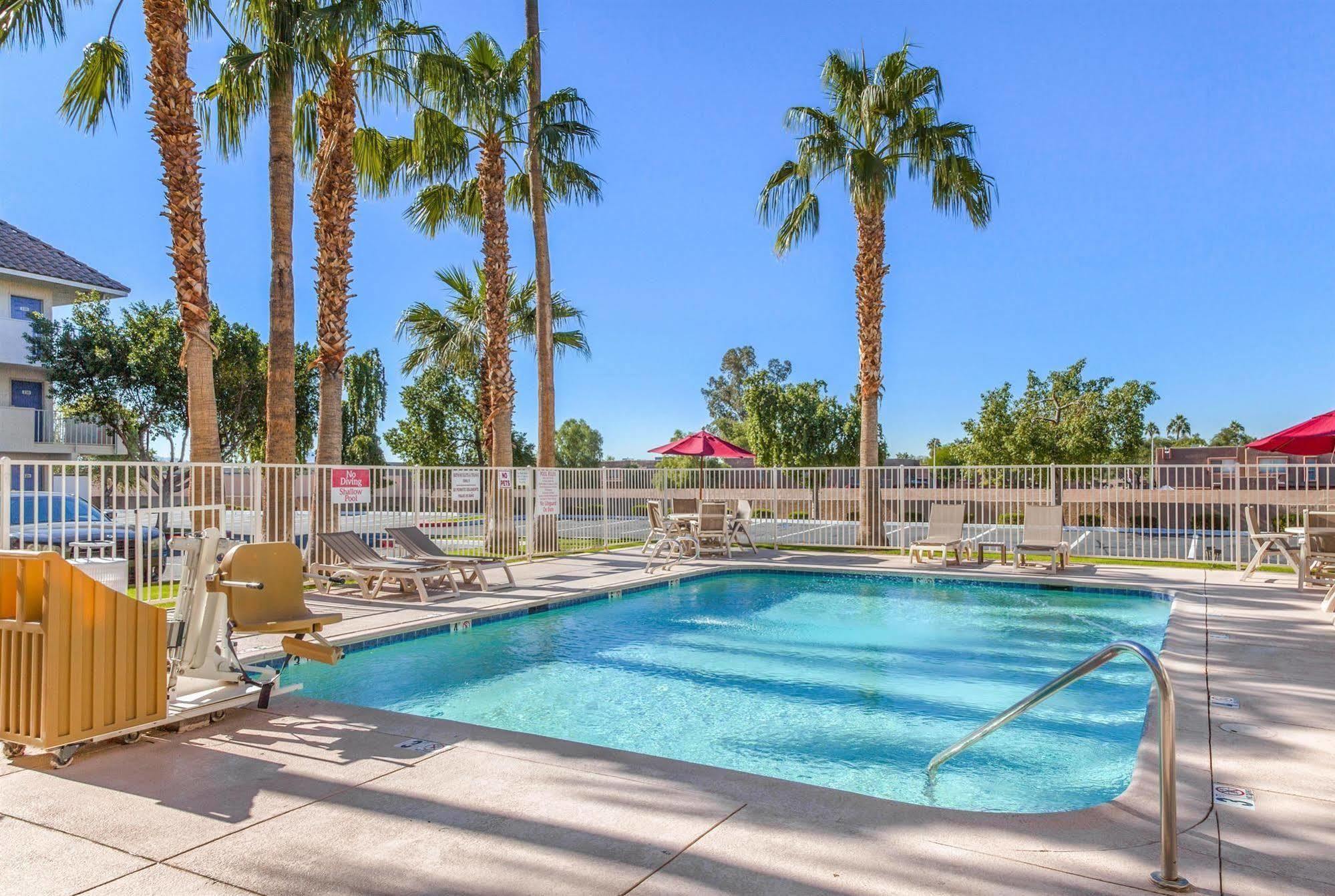 Motel 6-Phoenix, Az - West Exterior photo